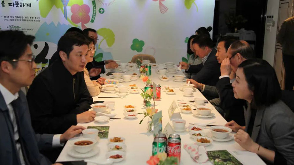 2023成都文化旅游韩国专场推介会交流.jpg