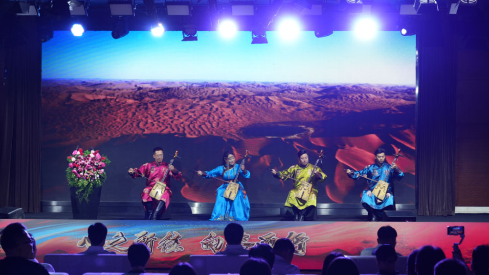 阿拉善盟2023年“遇见醉美金秋”文旅系列活动现场.jpg