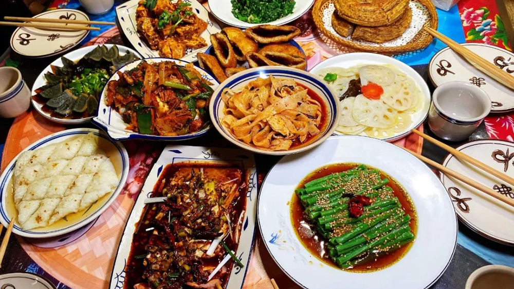 宝鸡市金台区第三届文化旅游宣传月活动现场美食.jpg