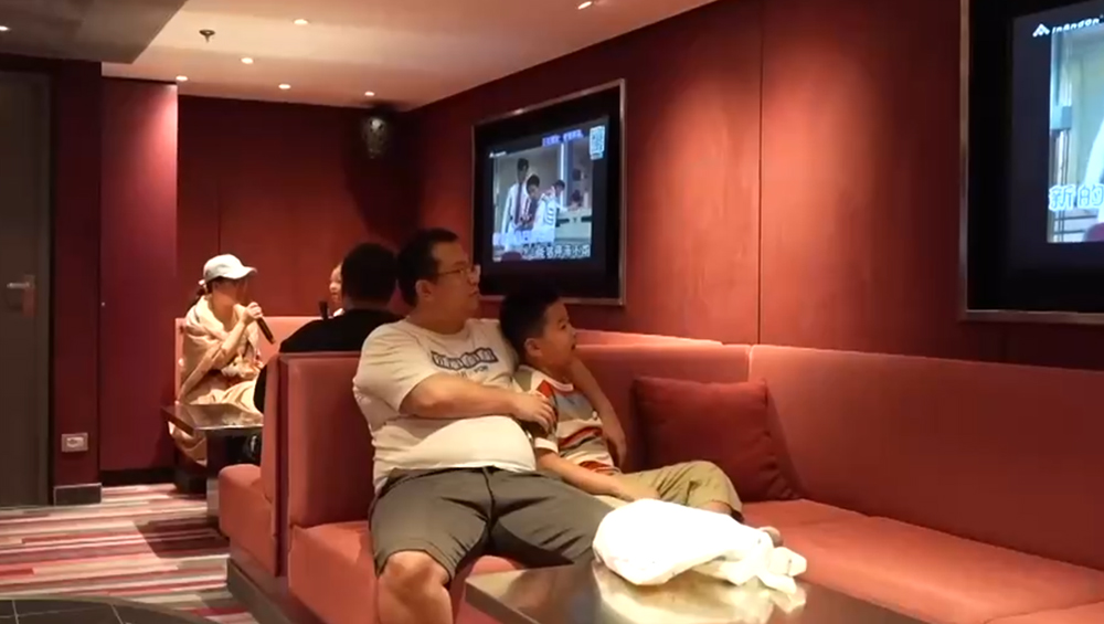 国产大邮轮“爱达·魔都号”内饰.jpg
